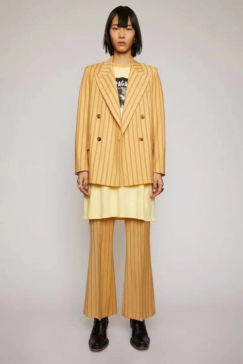 開(kāi)服裝店要懂服飾搭配 最有效的銷(xiāo)售技巧是專(zhuān)業(yè)